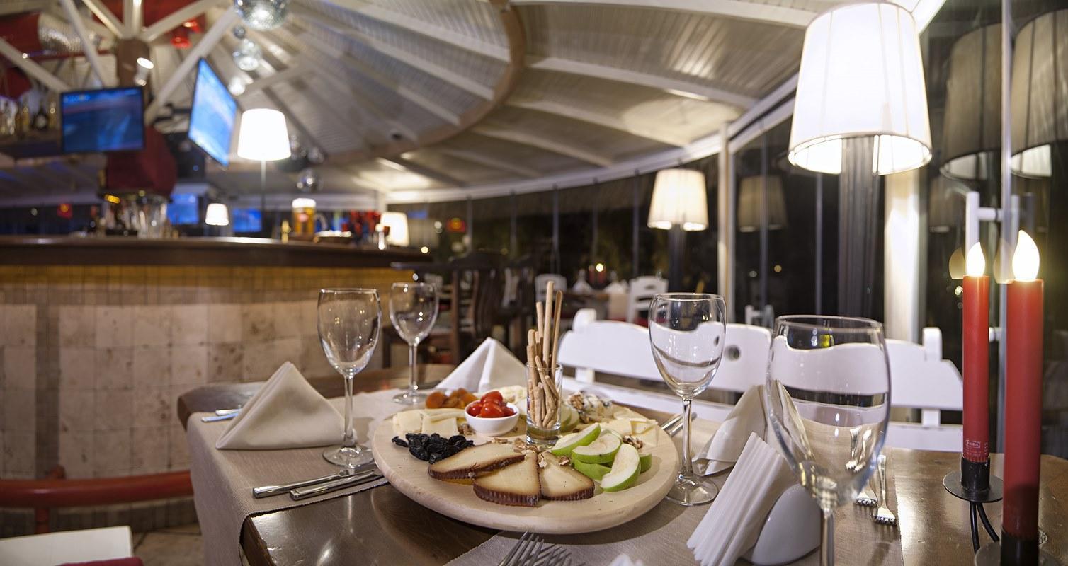 Hotel Carina Kusadası Eksteriør billede